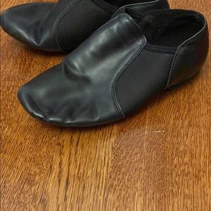 Black size 3 jazz shoes